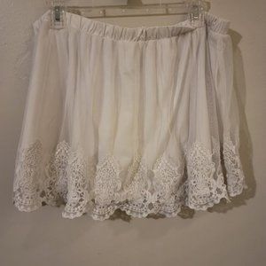 Cream/White Lace SO Skirt